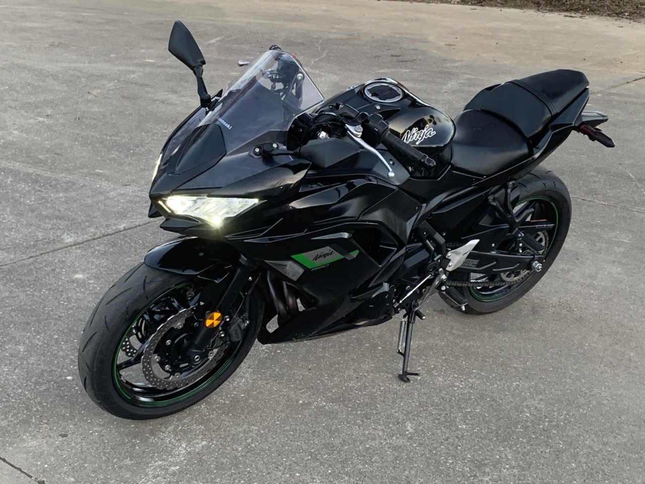 2025 Kawasaki Ninja 650 ABS KRTC 